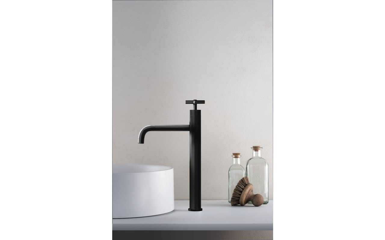 Aquatica Celine-222 Llave para Lavabo – Negro Mate picture № 0